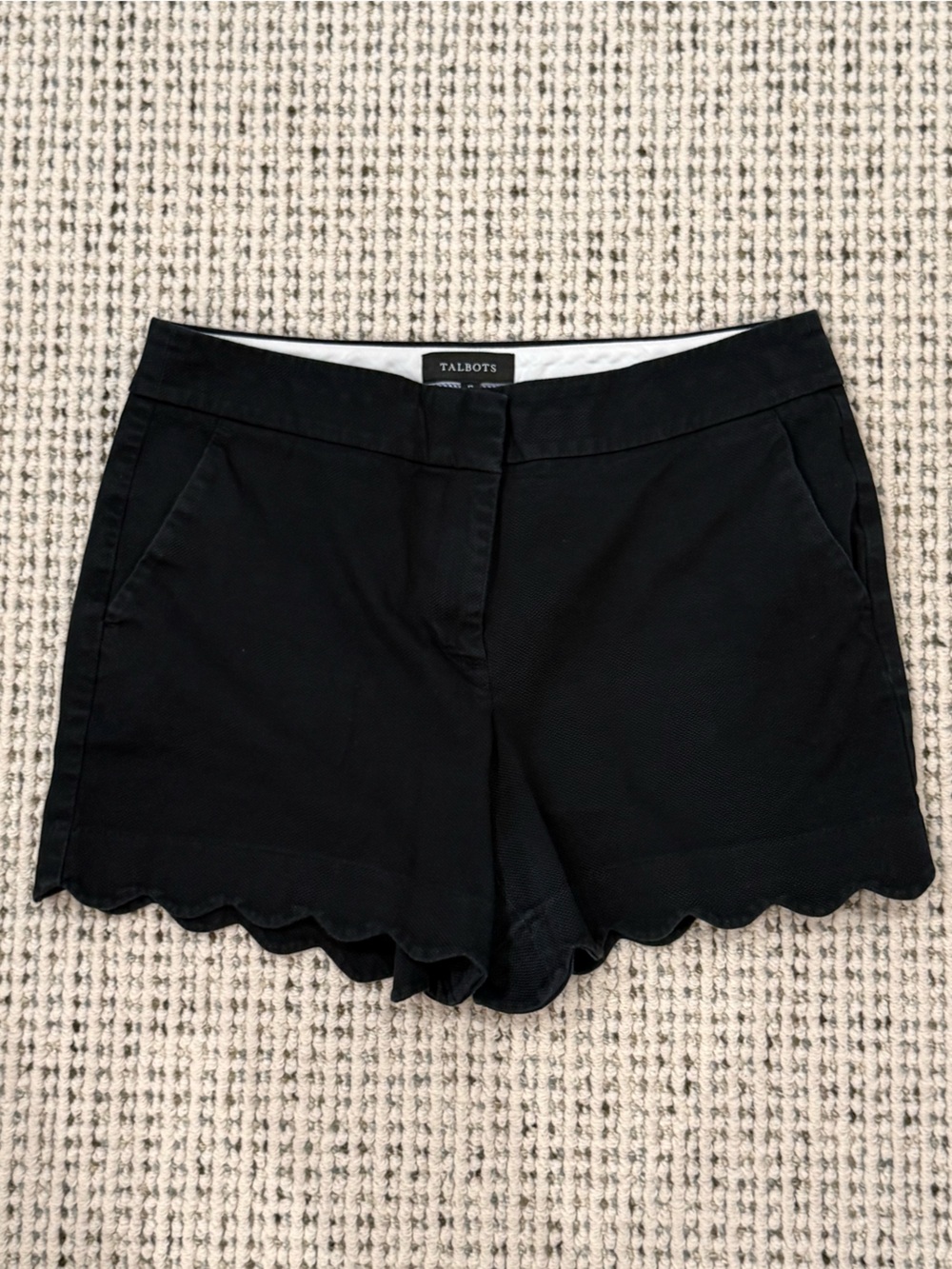 Talbots Black Scallop Hem Women's Shorts